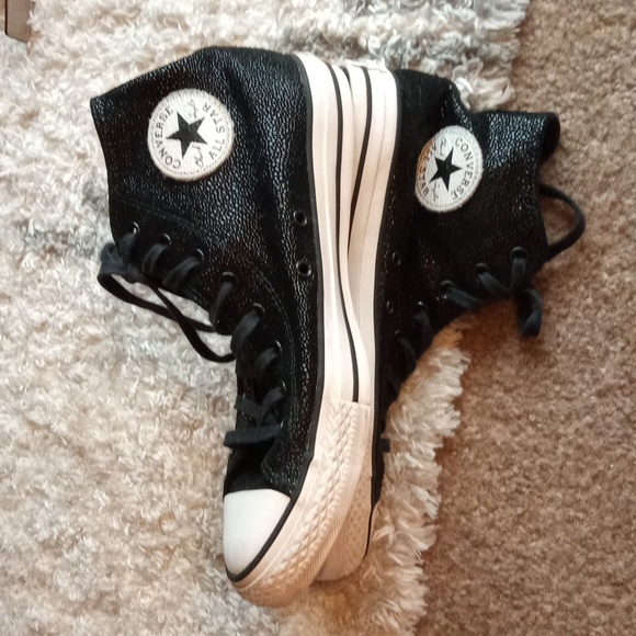 Converse Black and White High-Top Sneakers 10 Leather Upper - Picture 2 of 14